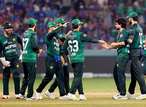 டி20 லீக் போட்டிகளில் பாகிஸ்தான் வீரர்கள் விளையாடத் தடை! | Pakistan | Pakistan Cricket Board |