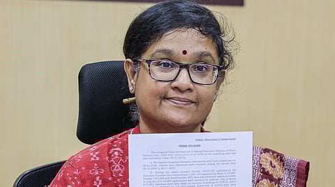 தேர்தல் அதிகாரி அர்ச்சனா பட்நாயக்