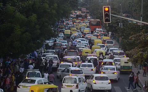 1 जून से महंगा होगा कार-बाइक का थर्ड पार्टी व्हीकल इंश्योरेंस, सरकार ने बढ़ाई प्रीमियम की दरें