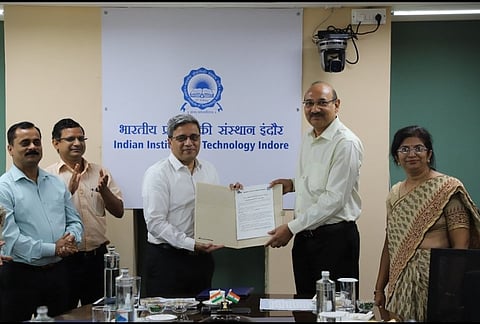 IIT Indore signs MoU with IIFM Bhopal to increase technological intervention