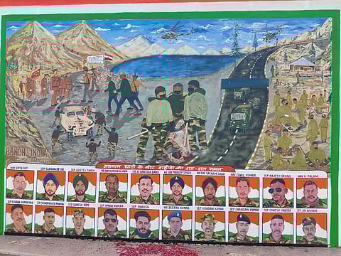 गलवान घाटी में चीनी सैनिकों से झड़प में 15 जून, 2020 को भारत के 20 सैनिक शहीद हो गए थे।