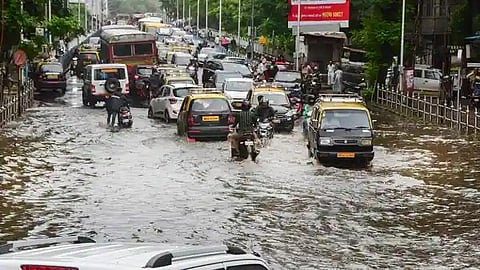 Mumbai Rains | A roundup on weather alerts, waterlogging, landslides & much more