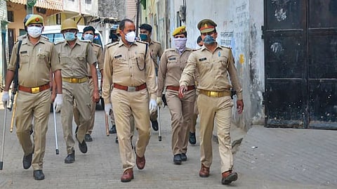New social media norms for UP police: Action to be taken against those making videos in uniform