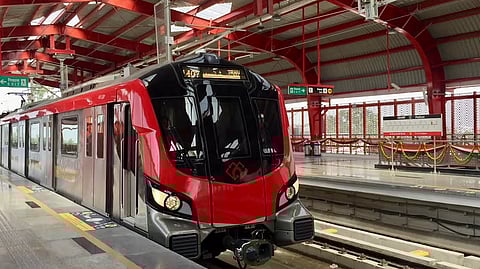 These smart cards by Lucknow Metro let you travel smart, here's how!