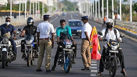 Knocksense Shorts| Indore Traffic Police enforce helmet law in Indore