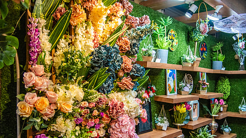 For your special day, explore hueful flowers from The Flower Studio by Shamsi Sons in Lucknow