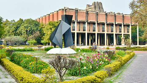 Golden opportunity for students! IIT Kanpur is offering 2 FREE online courses on Data Sciences