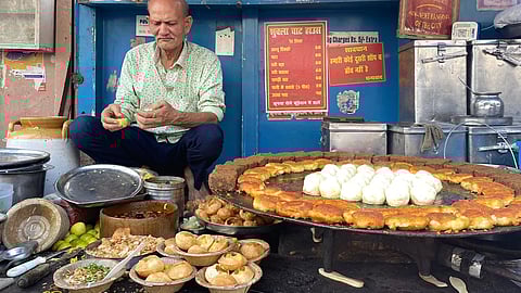 Familiar, crispy & fulfilling — that's how we remember Lucknow's iconic Shukla Chaat House