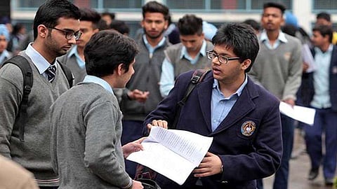 Knocksense Shorts | Lucknow DM issues revised guidelines for opening schools