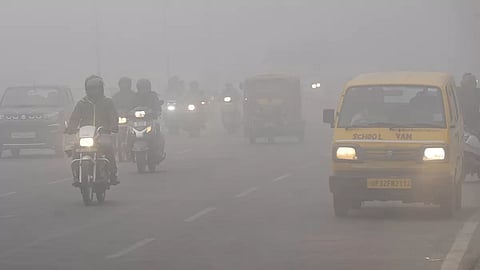 Knocksense Shorts | Another foggy morning in Lucknow, Met issues orange alert for UP cities