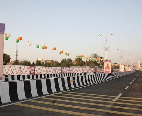 Knocksense Shorts | Amausi Airport-Shaheed Path connecting flyover in Lucknow now open to public