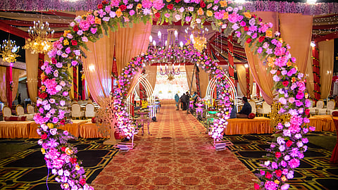 Our hand-picked wedding venue of the season — the palatial Maple Paradise in Lucknow