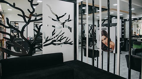 Want to make every day a good hair day? Check out the services by The Mirror Salon in Lucknow