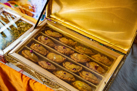 Homemade and wholesome, shop delicious gujiyas from Alpahaar in Lucknow this Holi