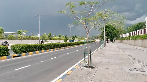 Knocksense Shorts | Cloudy skies and rain in Ahmedabad likely to recede from today