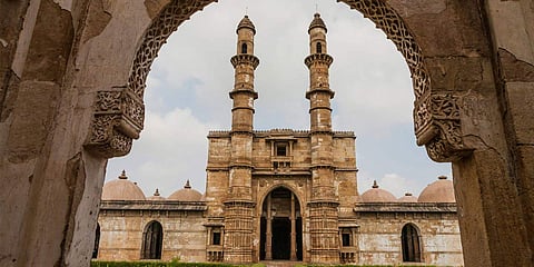Ahmedabad's Jhulta Minar: Baffling tourists and architects since 1452
