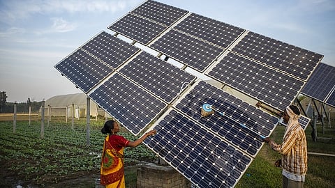 India's solar energy sector surges; Adds nearly 14,000 MW to its capacity in 2022