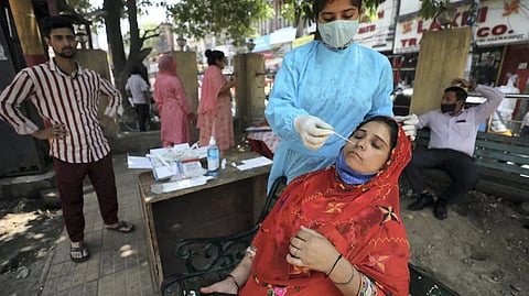 Knocksense Shorts | Slight dip in daily Covid cases in Lucknow; 156 fresh cases on Sunday