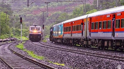 Knocksense Shorts | Konkan Railways to run special train from Indore to Mangaluru from May 11