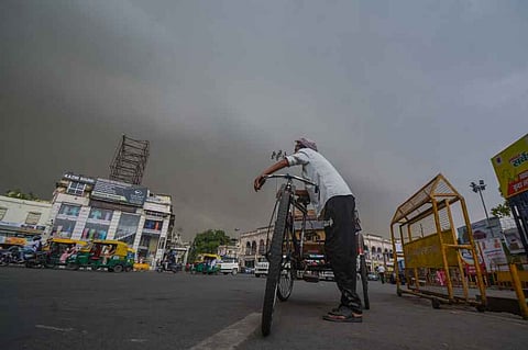 Weather in Lucknow expected to stay pleasant this week; Thunderstorms predicted for Tuesday