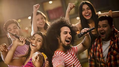 Sing like nobody's listening at THESE 5 karaoke bars in and around Bandra, Mumbai!
