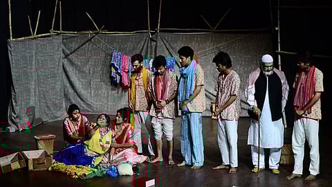 Thespians of Lucknow, assemble! Partake in the ongoing theatre festival, Urmil Rang Utsav, at SNA