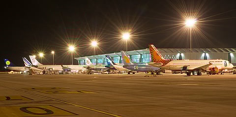 Knocksense Shorts | Non-stop flight to Dubai resumes from Lucknow Airport after 5 months