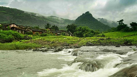 To experience nature at its best, plan a weekend road trip from Mumbai to Durshet