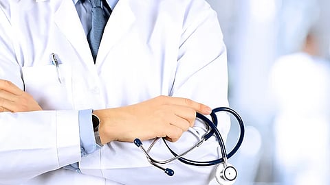 Knocksense Shorts | Age of retirement of UP government doctors increased from 62 to 65