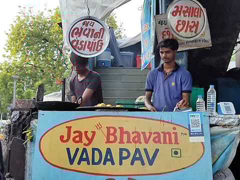 The first ever stall of Jay Bhavani Vadapav