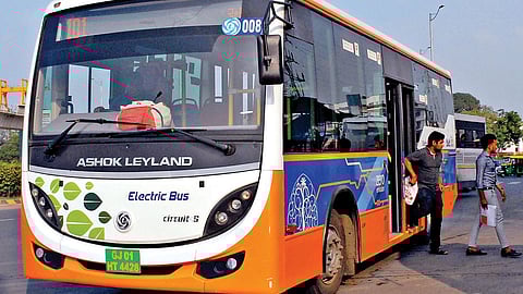 Knocksense Shorts | Gujarat's move to promote CNG and Electric Buses with increased subsidies