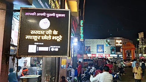 The curious case of Hazratganj's famous Sardarji Ke Mashhoor Chole Bhature