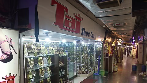 Established in 1974, Taj Shoe Co. in Janpath is a treasure trove of fancy & ethnic footwear