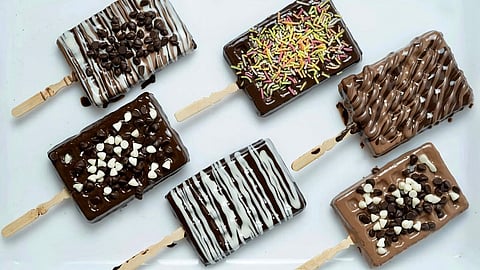 Pay ONLY ₹50 for a mini waffle! Check out THIS new 'kart' in Santacruz East