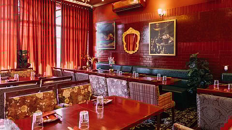 New place alert! With plush, all-red interiors, Remix is Lucknow's newest pure-veg buffet restaurant