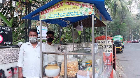 Visit THIS iconic 35-YO stall in Bandra to nosh on mouth-watering & pocket-friendly pani puris