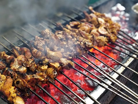'Seekhing' juicy & tender kebabs in Mumbai? Bookmark THESE 7 spots right away!