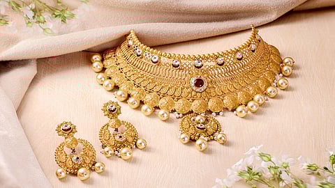 Have a shiny, stylish & shimmering Dhanteras! Shop opulent gems from these jewellers in Lucknow