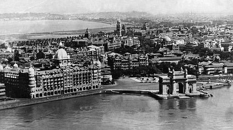 From flagging off India's first bus to welcoming its inaugural airport, know THESE 6 Mumbai facts