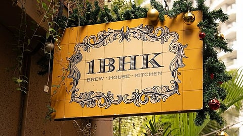 With live music on weekends, a delish menu & Goan vibes, 1BHK in Oshiwara beckons foodies