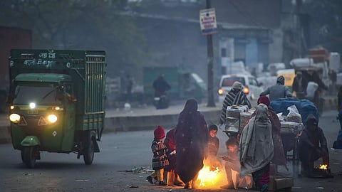 Cold wave grips Kanpur with significant temperature drop & reduced visibility