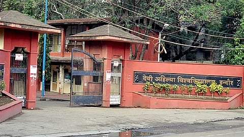 Indore's Tech Leap: DAVV's Pioneering Alliance with Taiwan for Semiconductor Expertise