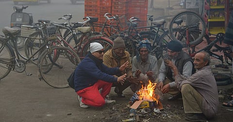 Winter's Grip Tightens: IMD issues fog alert for Lucknow and Kanpur until January 24th