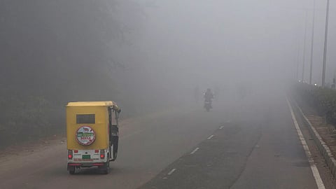 Knocksense Shorts | Kanpur shivers amidst cold waves & dense fog; Temperatures to dip further