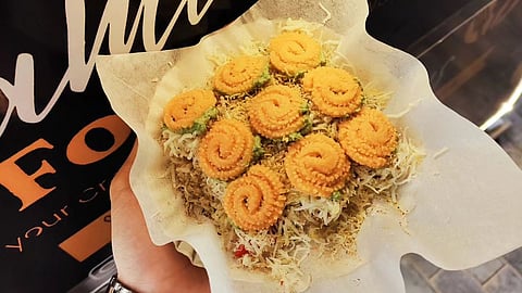 Get a taste of Chennai's favorite Murukku sandwich now in Ahmedabad at THIS spot!