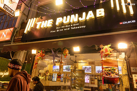 Dhaba vibes and London-style delights await you at The Punjab in Lucknow!