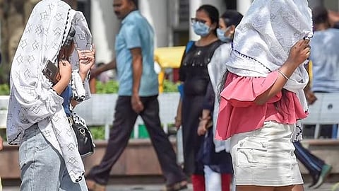 Intense heatwave ahead! Temperatures in Mumbai to soar up to 43°C, till April 17