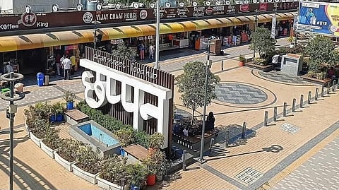 Promoting voter turnout: '56 Dukan' in Indore offers free treats to early voters on May 13