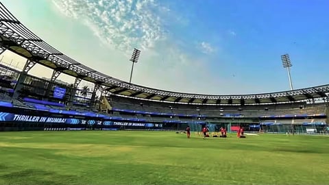 Mumbai's weather optimal for today's IPL match at Wankhede Stadium; dip in minimum temp forecasted