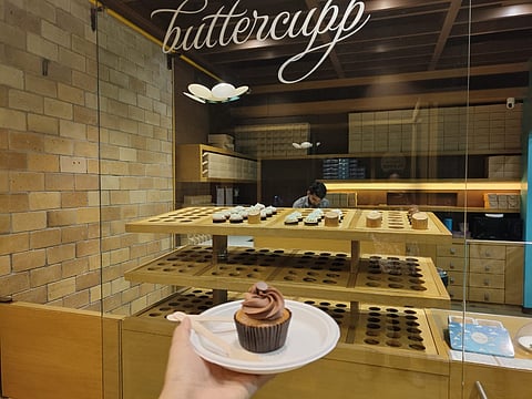 Wondering where to find the supreme cupcake experience in town? Amdavadis' answer is Buttercupp!